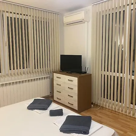 Vakantiehuis Luxury Seaside With Jacuzzi & Garden - *