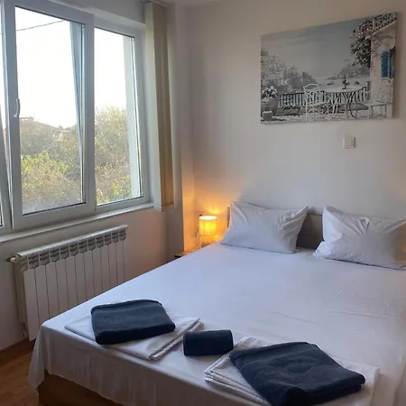 Avelia - Sea View Jacuzzi Retreat *