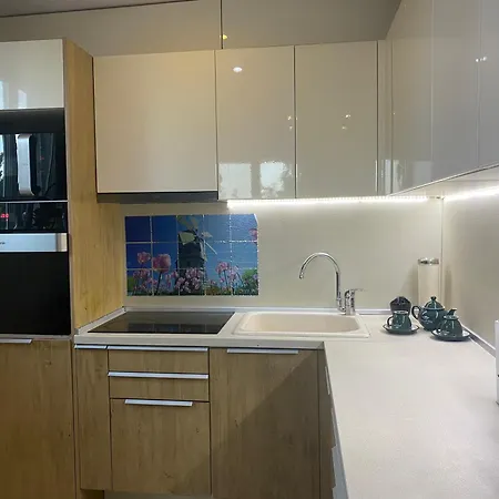 Ferienhaus Luxury Seaside With Jacuzzi & Garden - *