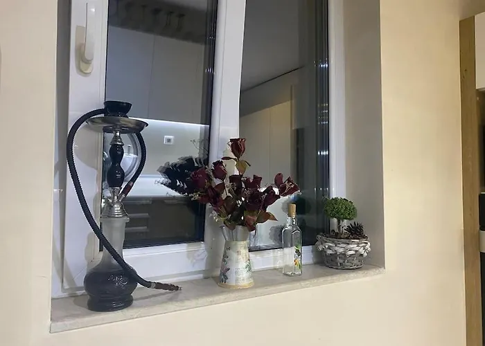 Luxury Seaside With Jacuzzi & Garden - Dom wakacyjny