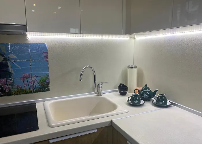 Luxury Seaside With Jacuzzi & Garden - * Warna