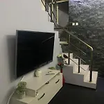 펜션 Avelia - Sea View Jacuzzi Retreat *