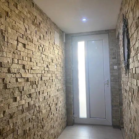 Avelia - Sea View Jacuzzi Retreat בית נופש וארנה